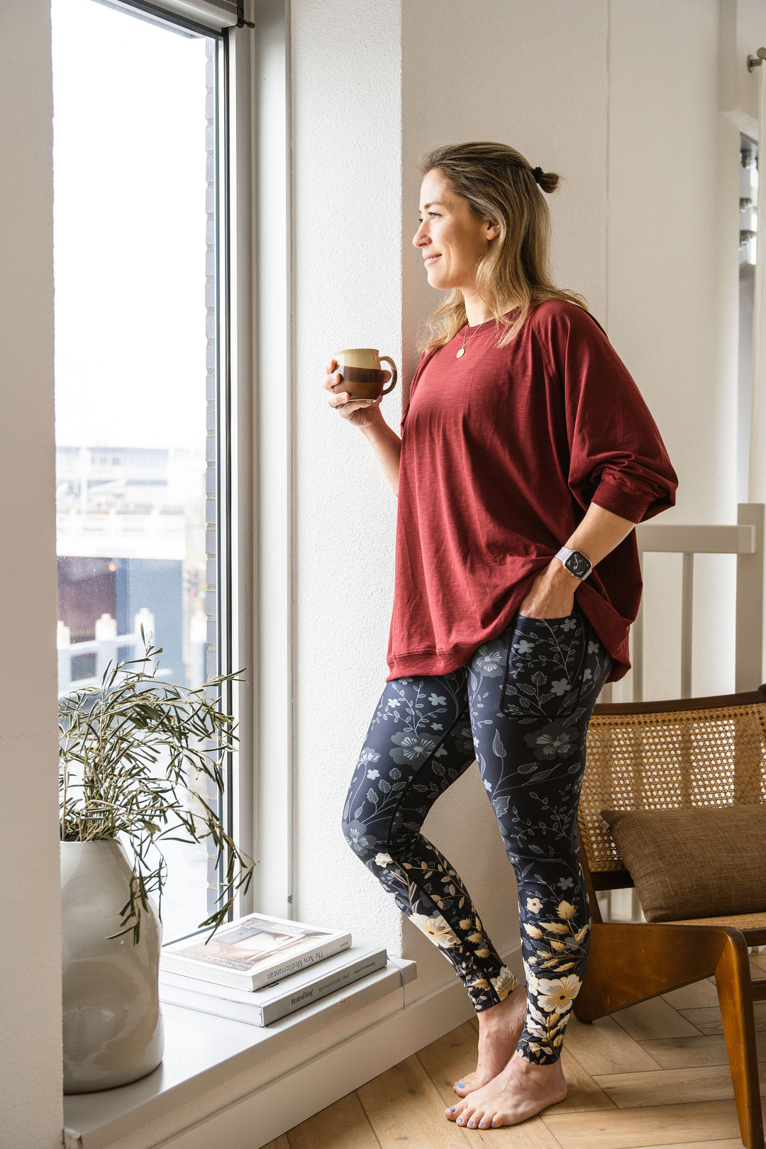 Aya Elegant Floral Winter Leggings