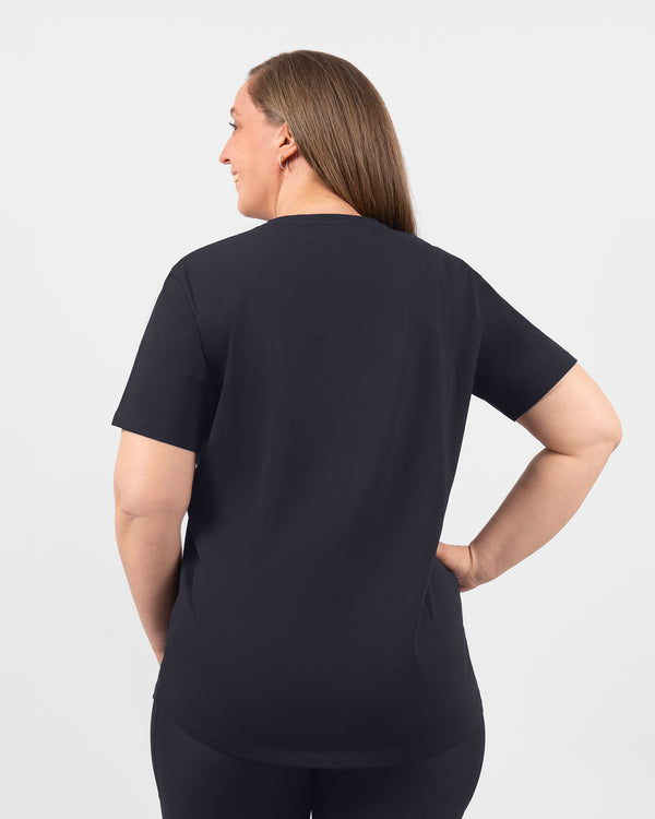 Malli 175 cm, koko M