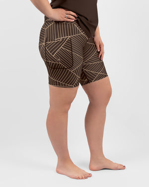 Malli 175 cm, koko M