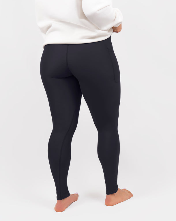 Malli 163 cm, koko S