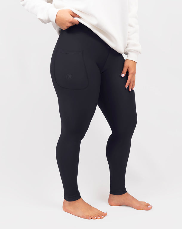 Malli 163 cm, koko S