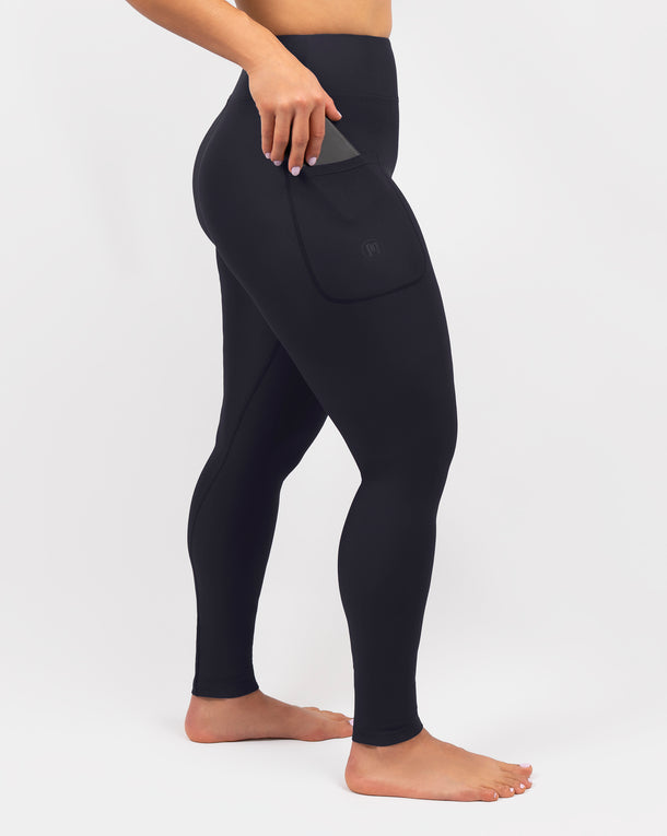 Malli 163 cm, koko S