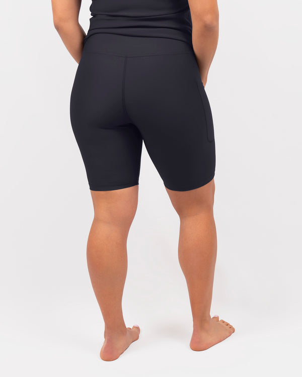 Malli 163 cm, koko S