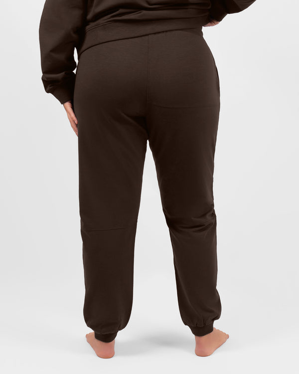 Malli 167 cm, koko M