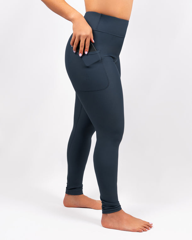 Malli 163 cm, koko S