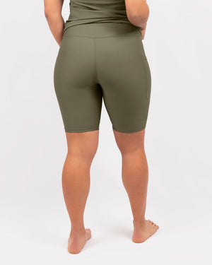 Malli 163 cm, koko S