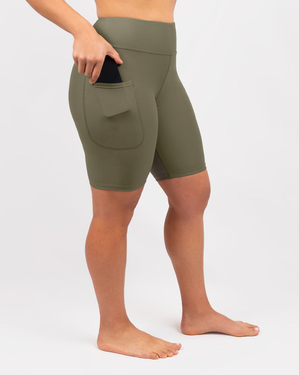 Malli 163 cm, koko S