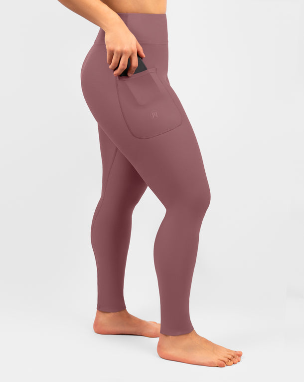 Malli 163 cm, koko S