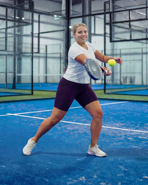 Malli 172 cm, koko L