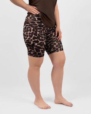 Malli 175 cm, koko M