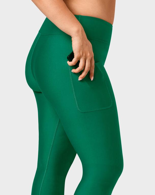 Malli 170 cm, koko M
