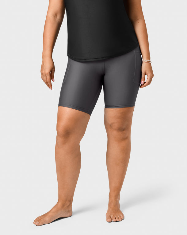 Malli 170 cm, koko M