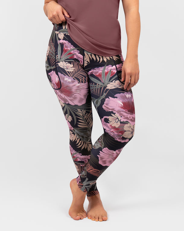 Malli 163 cm, koko S