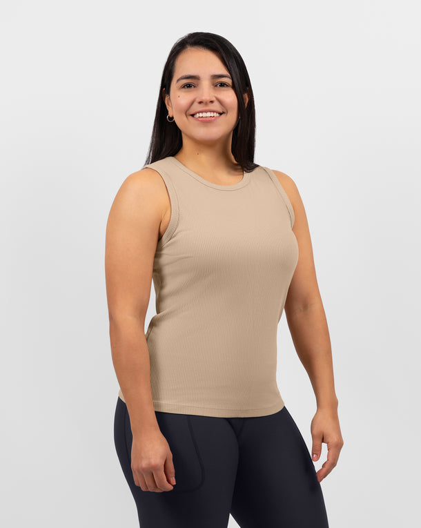Malli 163 cm, koko S