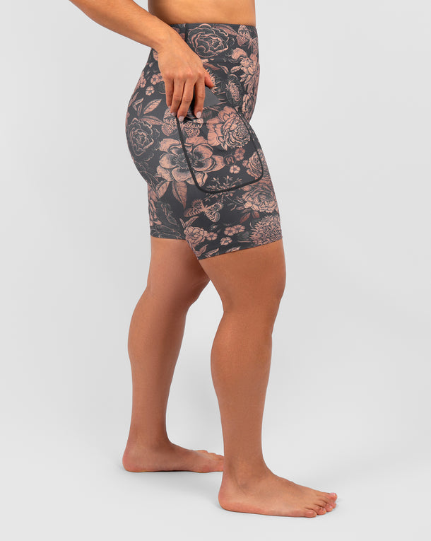 Malli 163 cm, koko S