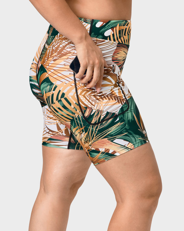 Malli 170 cm, koko M