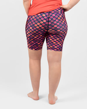 Malli 175 cm, koko M