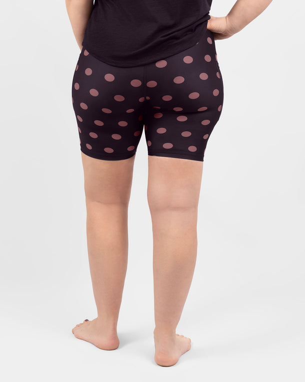 Malli 175 cm, koko M