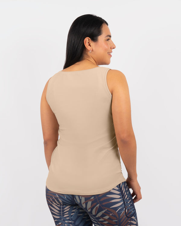 Malli 163 cm, koko S