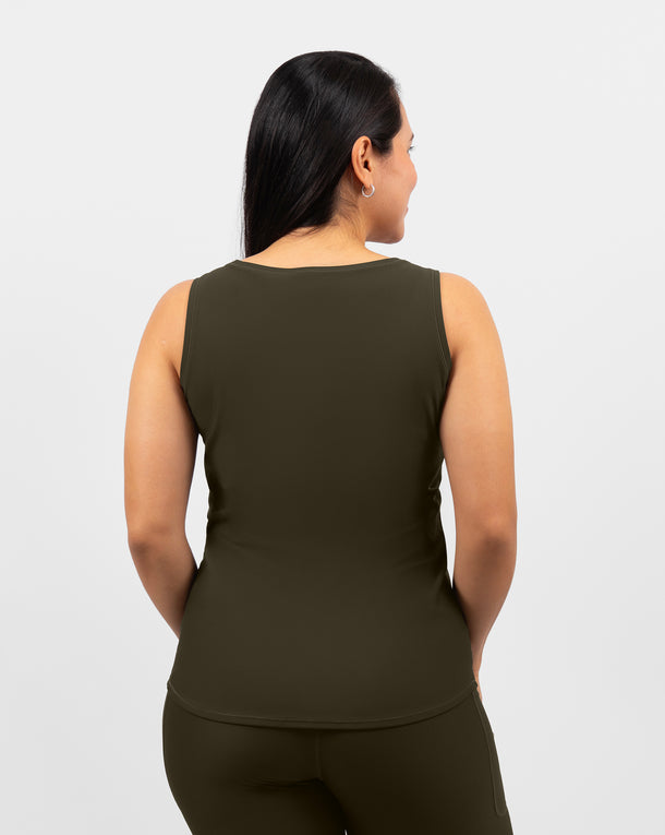 Malli 163 cm, koko S