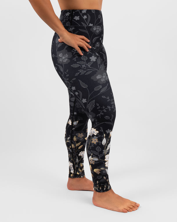 Malli 163 cm, koko S